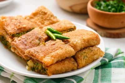 Resep Martabak Telur Rumahan yang Gurih dan Renyah