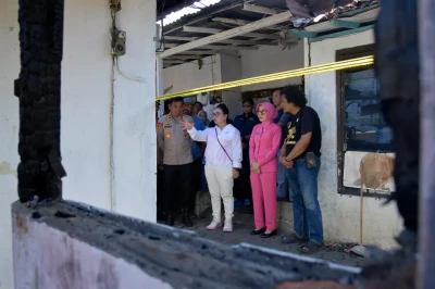 Walikota Agustina Wilujeng Dampingi Korban Kebakaran Aspol Semarang Utara dan Pastikan Pasokan Bantuan Aman