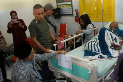 Jenguk Korban Dugaan Keracunan MBG di Batang, Yoyok Riyo Sudibyo Soroti Orientasi Bisnis SPPG