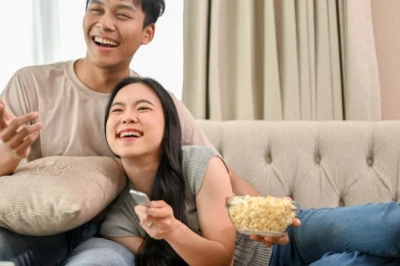 10 Film Romantis Barat Netflix yang Bikin Baper Maksimal!