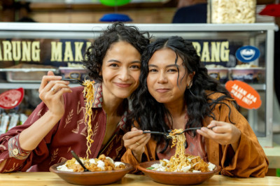 The People’s Cafe Hidupkan “Menu Wiken” dari Film Empat Musim Pertiwi